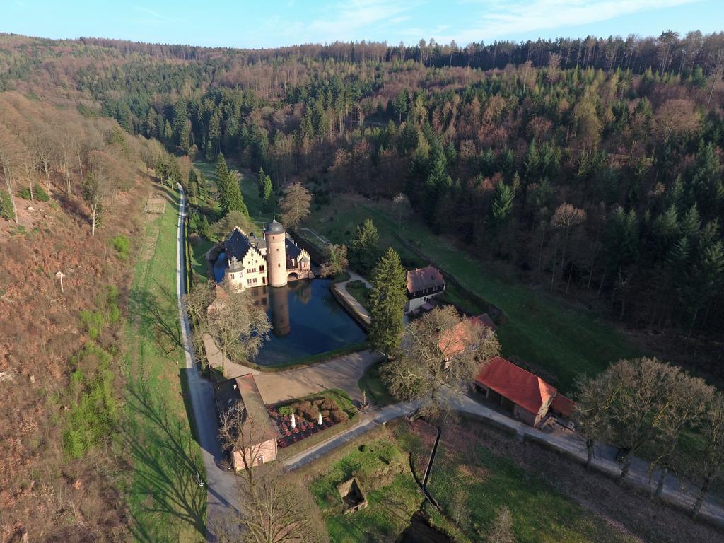 Naturhotel Ruegers Forstgut Mespelbrunn Eksteriør bilde