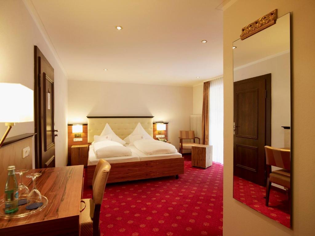 Naturhotel Ruegers Forstgut Mespelbrunn Rom bilde